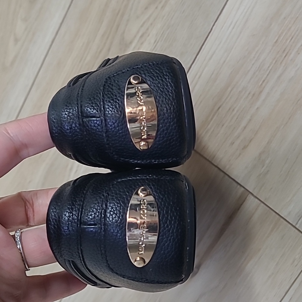 Michael Kors Elegant Black Loafers Size M - Picture 4 of 8